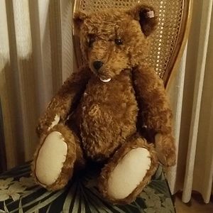 Steiff teddy bear